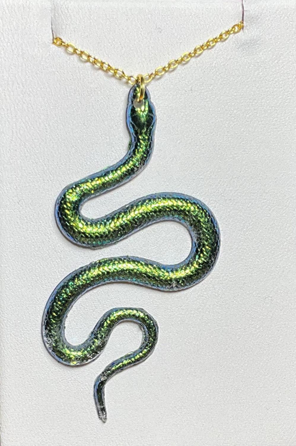 Color-Shift Snake Necklace on Gold Cable Chain green/yellow