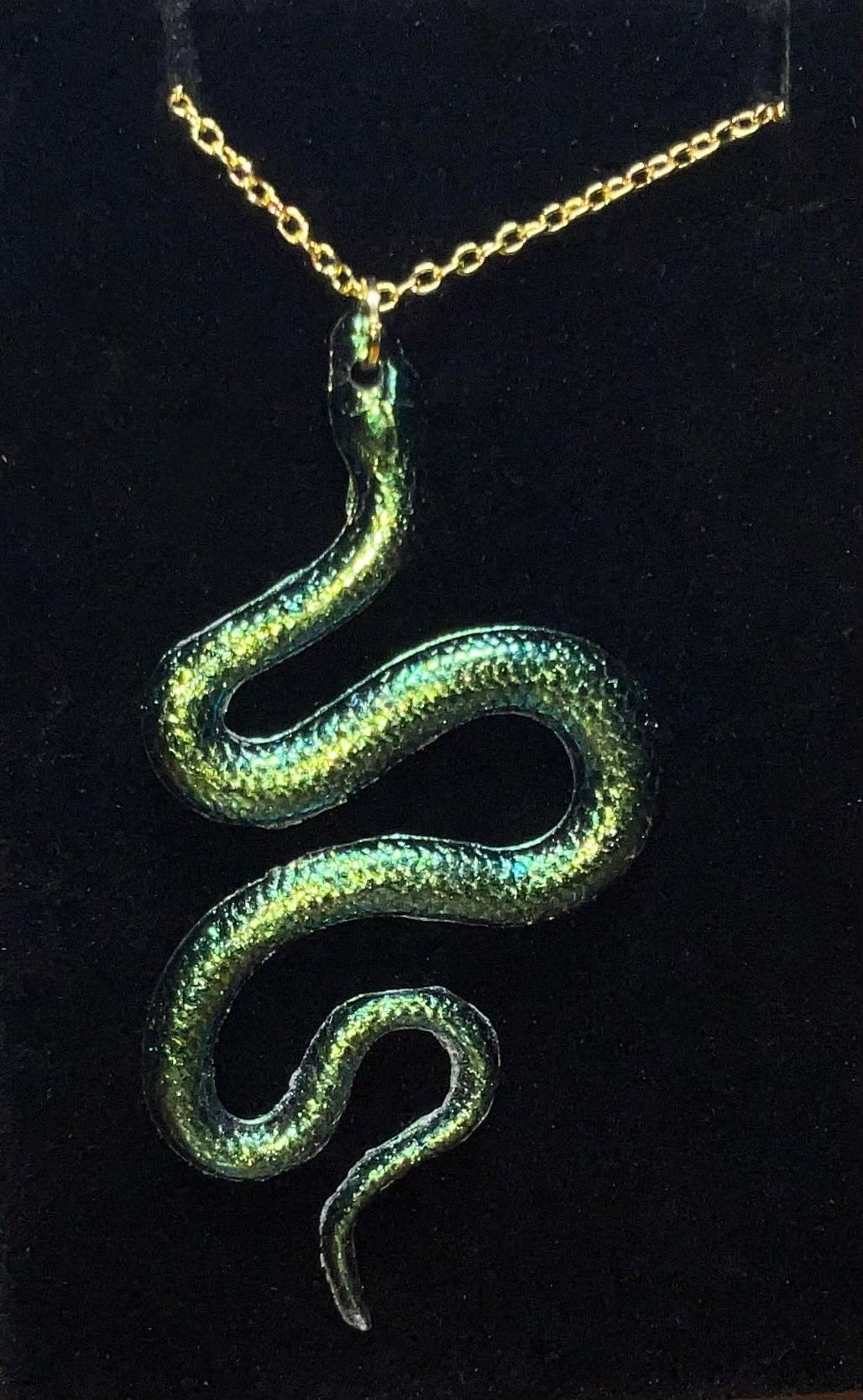 Color-Shift Snake Necklace on Gold Cable Chain green/yellow