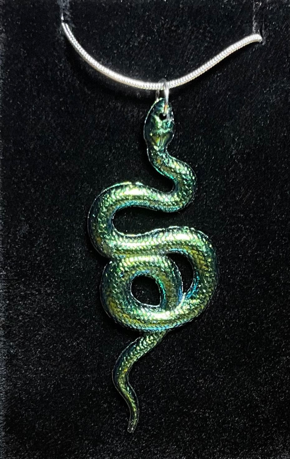 Color-Shift Snake Necklace on Silver Snake Chain green/yellow