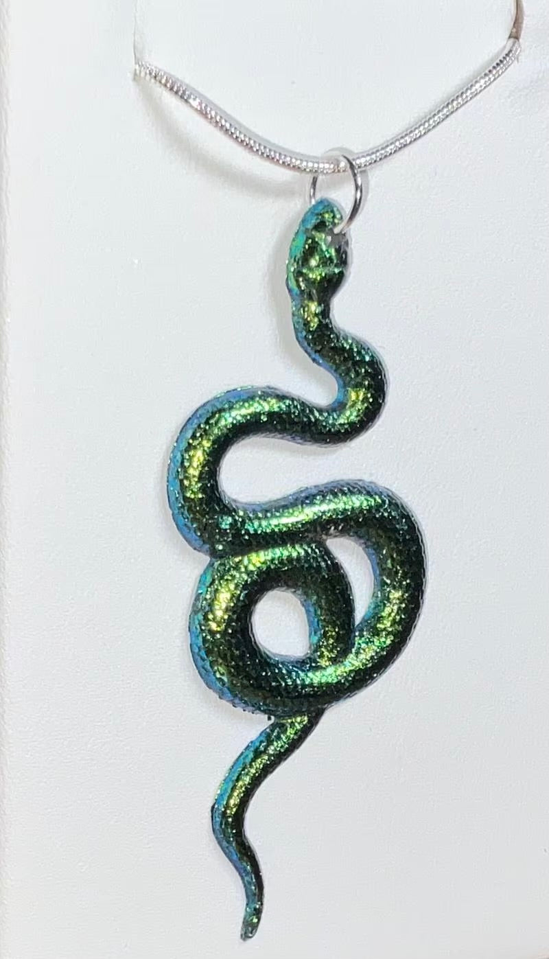 Color-Shift Snake Necklace on Silver Snake Chain green/yellow