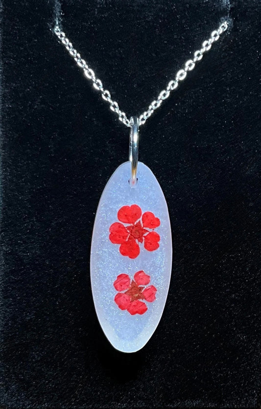 Red Flowers Necklace