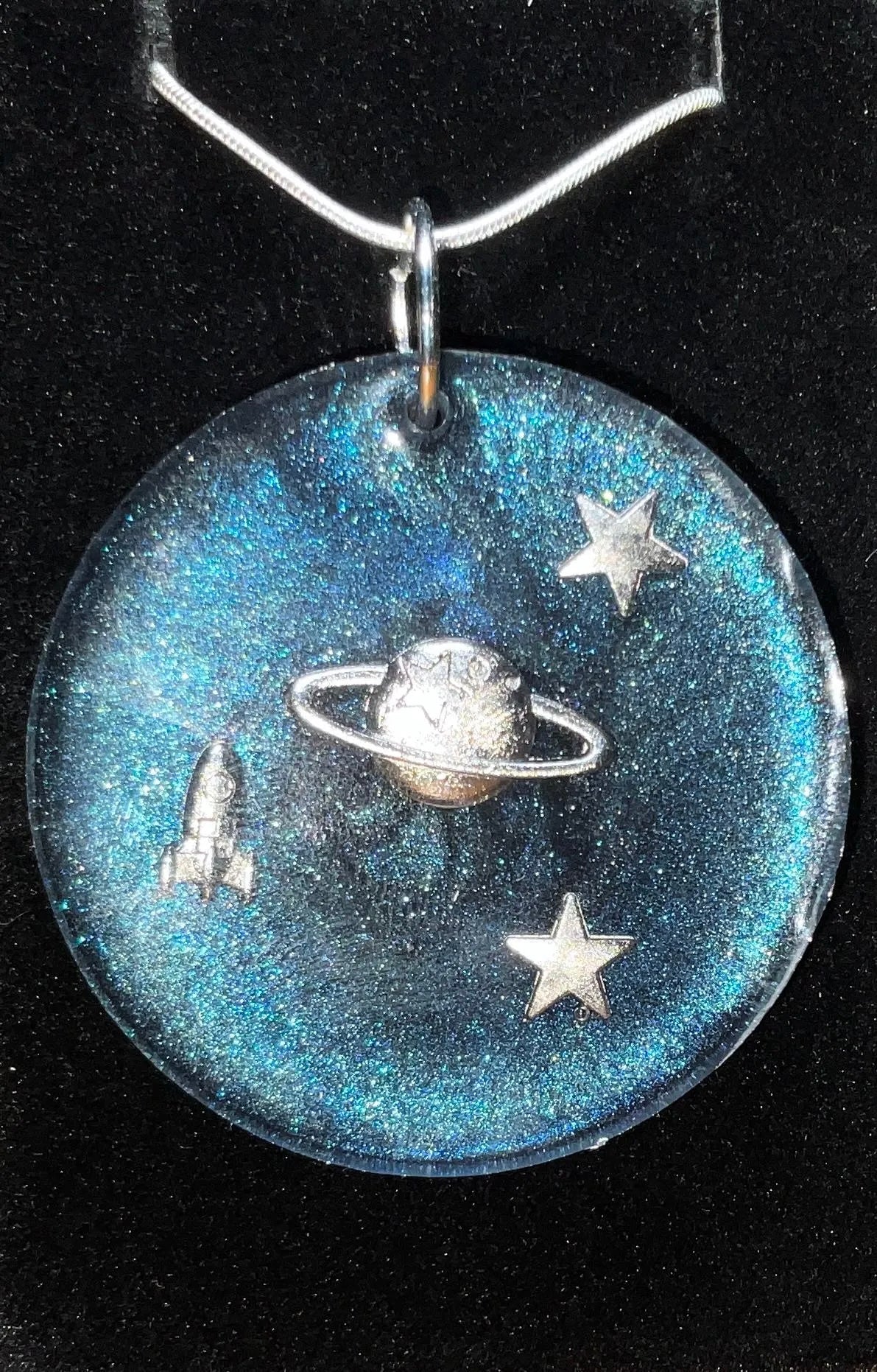 Halskette mit Weltraumreisemotiv – 2 in 1