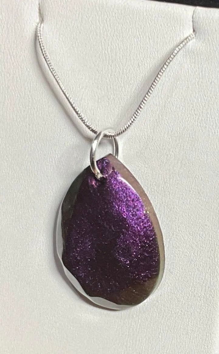 Color-Shift Necklace - Teardrop Burgundy