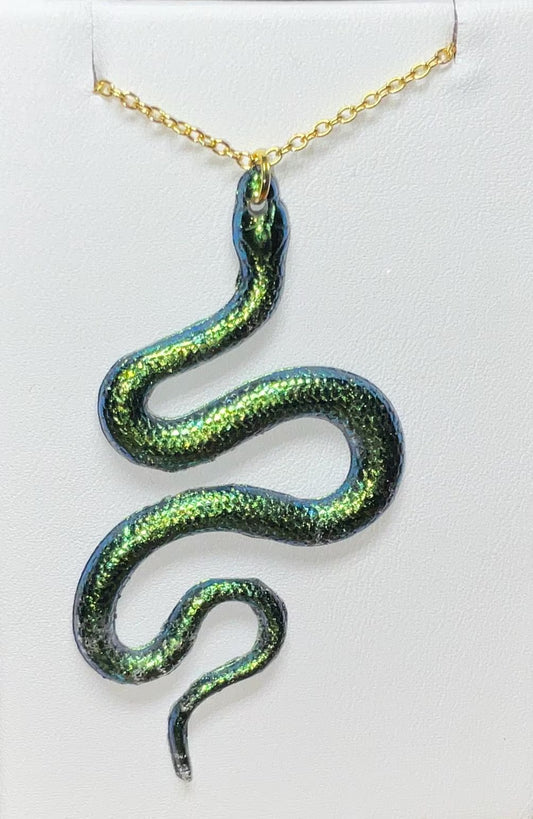 Color-Shift Snake Necklace on Gold Cable Chain green/yellow