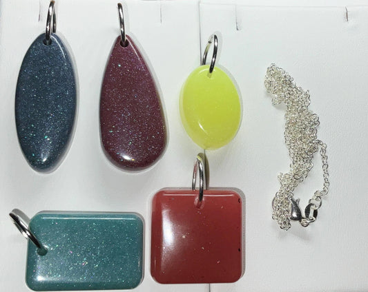 Shimmery Glow-in-the-Dark 5 Pendant Set