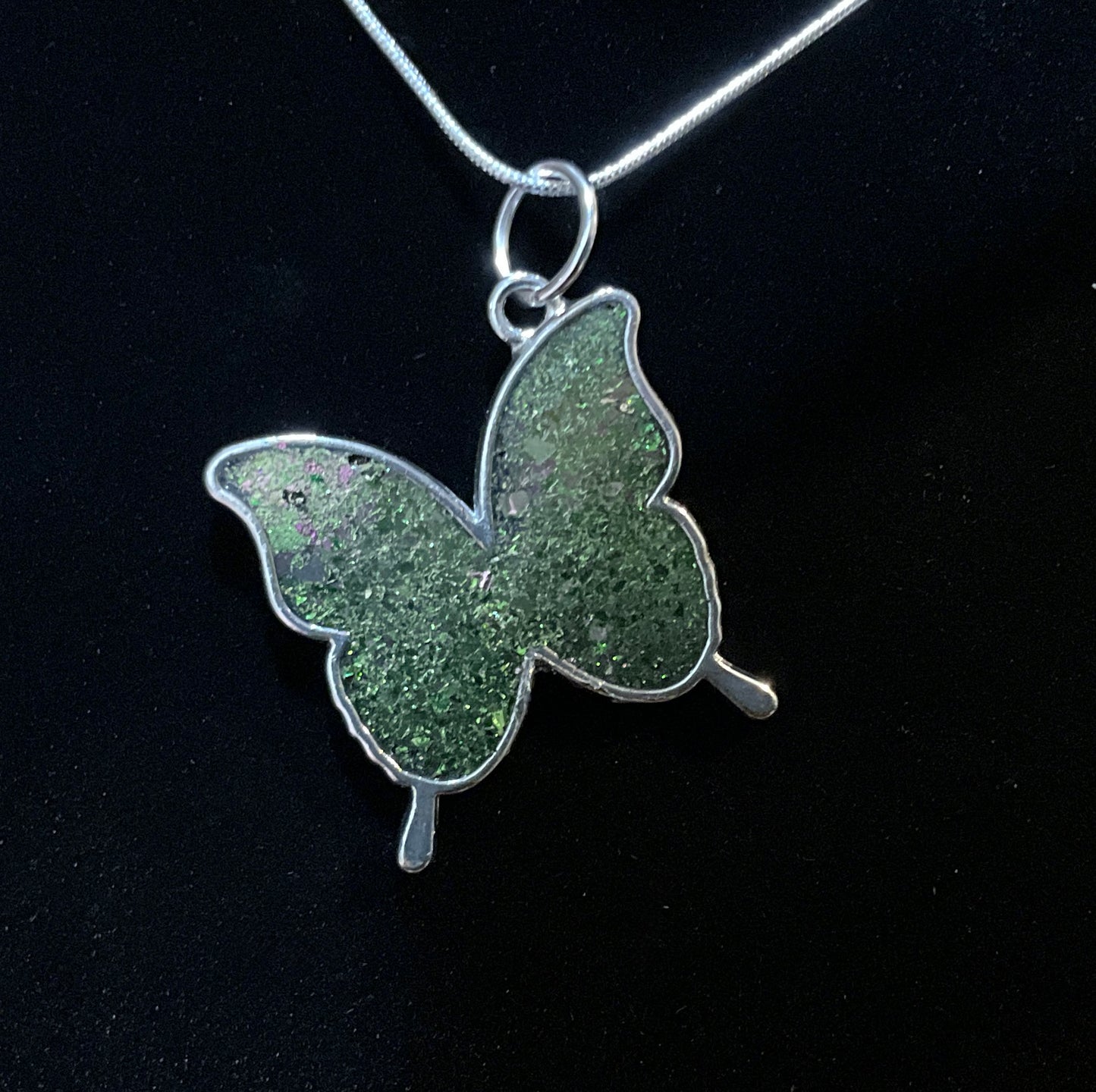 Color-shift Butterfly Necklace Green Blue Purple