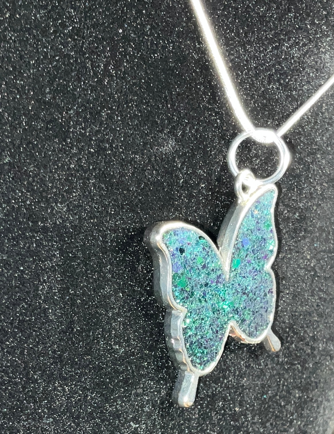 Color-shift Butterfly Necklace Green Blue Purple