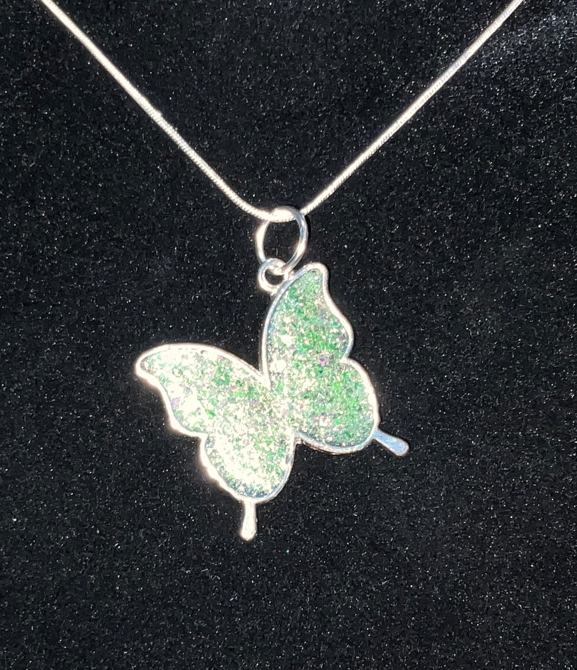 Color-shift Butterfly Necklace Green Blue Purple