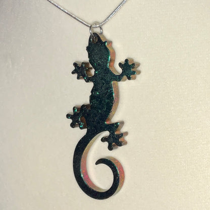 Color-Shift Lizard Necklace