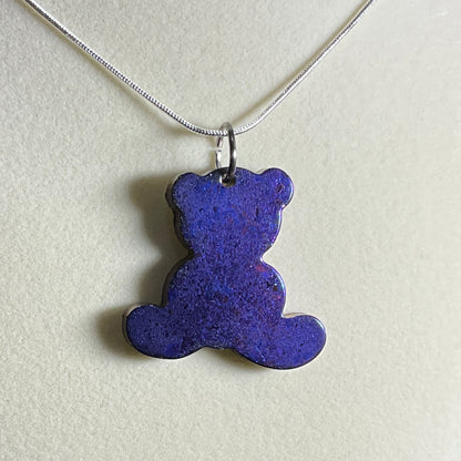 Color-Shift Sitting Teddy Bear Necklace