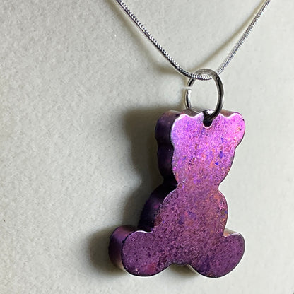 Color-Shift Sitting Teddy Bear Necklace