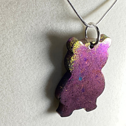 Color-Shift Bear Necklace